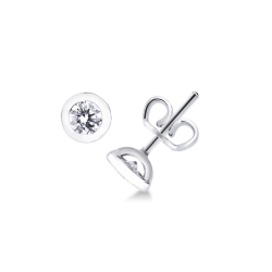 Bezel diamond stud earrings in white gold 18k