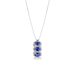 Trilogy pendant with diamonds and 3 oval blue sapphires