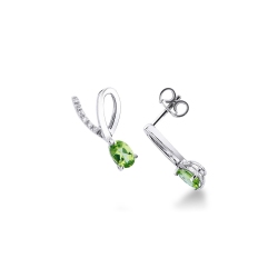 White gold 18k earrings with diamonds and peridots