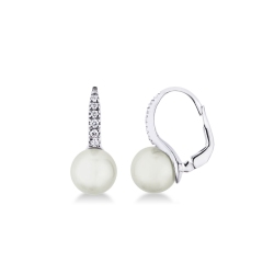 White gold 18k prong setting earrings with pearls and diamonds 