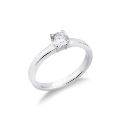 White gold 18k solitaire ring with a 4 claw 0,50 ct diamond