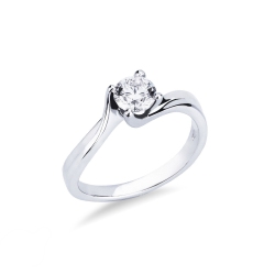 18k white gold 4 claw 0,70 ct solitaire diamond ring
