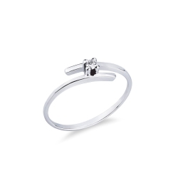 Bague solitaire en or blanc 18k avec diamant 0,04 ct