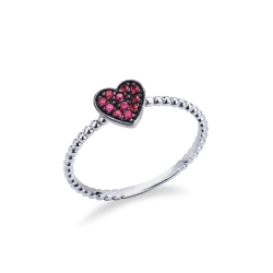 White gold 18k ring with heart of rubies 