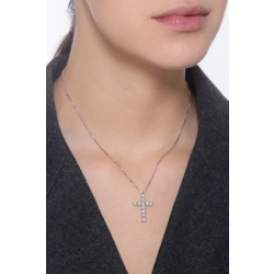 Collier en or blanc 18k avec pendentif croix et diamants 2
