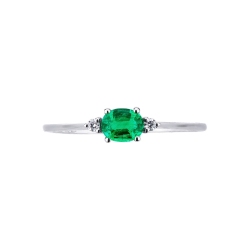 White gold 18k ring with a central emerald and lateral diamonds 2