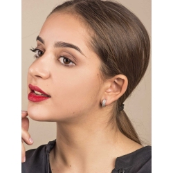 Orecchini con diamanti in oro bianco 18k 2