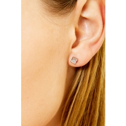 Diamond stud earrings 4 prongs in white gold 18k 2