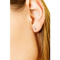 18k white gold diamond stud earrings, ct 0,20  2