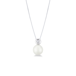 White gold 18k pearl pendant with diamond 