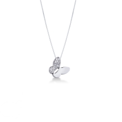 Collier en or blanc 18k avec pendentif papillon et diamants 12 mm