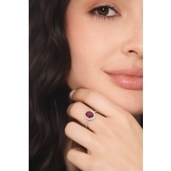 18k white gold halo ring with oval cut ruby and diamonds halo and shoulder set 2