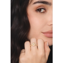 Anello con centrale in oro giallo 18k con diamanti 2