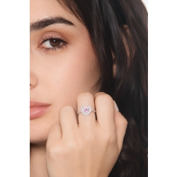  Bague en forme de cœur en or blanc 18k avec un saphir rose  2