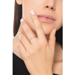 Anillo oro blanco 18K con diamante central GIA ct 0.50 2