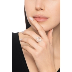 Anillo contrarié en oro blanco 18K con diamantes 2