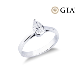 Anello con diamante taglio goccia 0.50ct  GIA in oro bianco 18k