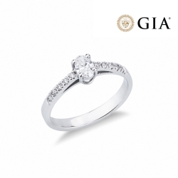 Damenring mit Diamant Ovalschliff 0.30 kt GIA aus Weißgold 18k