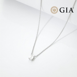 Necklace with diamond emerald cut 0.50ct GIA in white gold 18k