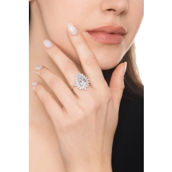 18k white gold ring aquamarine with diamonds 2