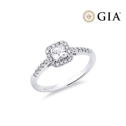 Anello con diamante taglio princess 0.40ct in oro bianco 18k