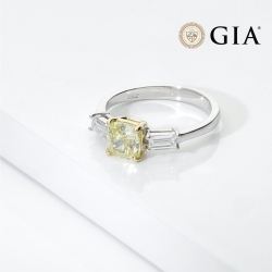 Bague Diamant Fancy Yellow Cushion GIA 1.41 ct Or Blanc et Jaune 18k