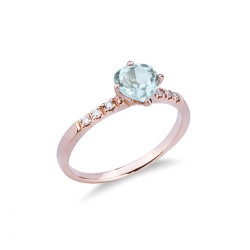 Anillo en oro rosa 18k con aguamarina corazón y diamantes