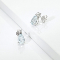 Boucles d'oreilles puces en or blanc 18 carats, aigue-marine et diamant