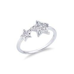 Bague en or blanc 18k avec une étoile serties diamants