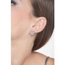Pendientes flor en oro blanco 18k con diamantes 2