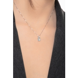 Collier en or blanc avec aigue-marine ovale et diamant 2