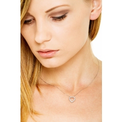 Collana in oro bianco 18k con pendente a cuore in diamanti, ct. 0,20 2