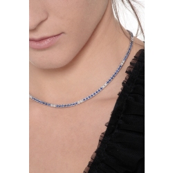 Collar tennis en oro blanco de 18 quilates con zafiros azules y diamantes 2