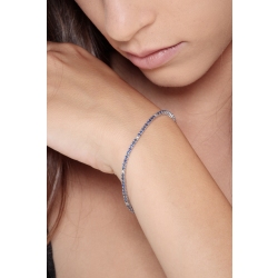 Bracelet Tennis en or blanc 18k avec saphirs bleus et diamants 2