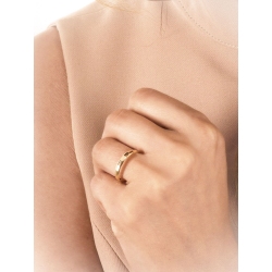 Yellow gold 18k Unoaerre diamond-cut wedding band  2