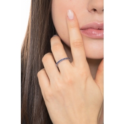 Anillo Eternity en oro blanco con zafiros azules 1,01ct 2