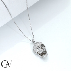 18k white gold necklace with skull in black and white diamonds 2