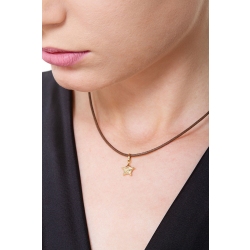Colgante estrella con carita en oro amarillo 18k 2